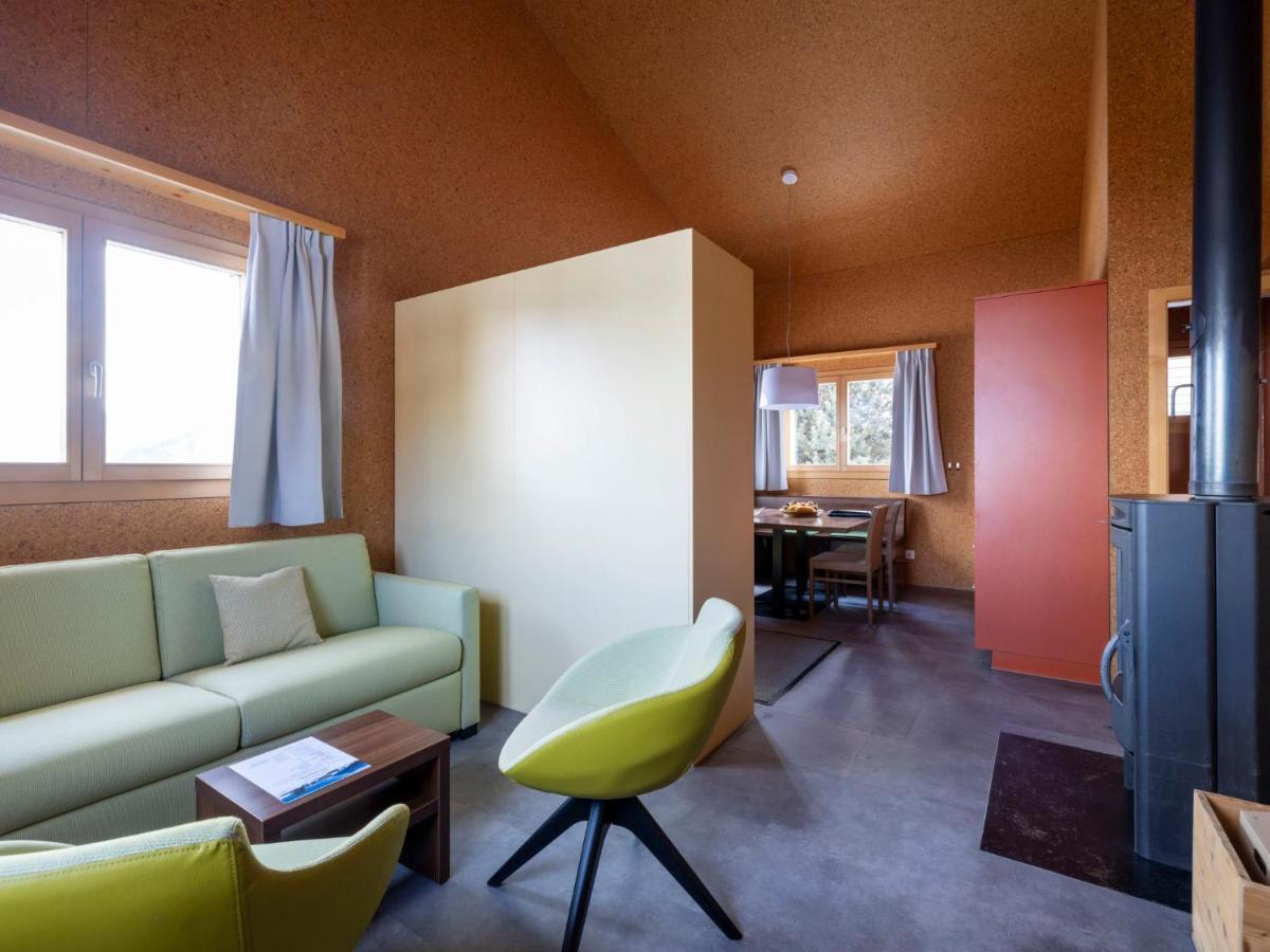 Holiday Home Komfort Aclas Maiensaess Resort-1 By Interhome Urmein Exterior foto