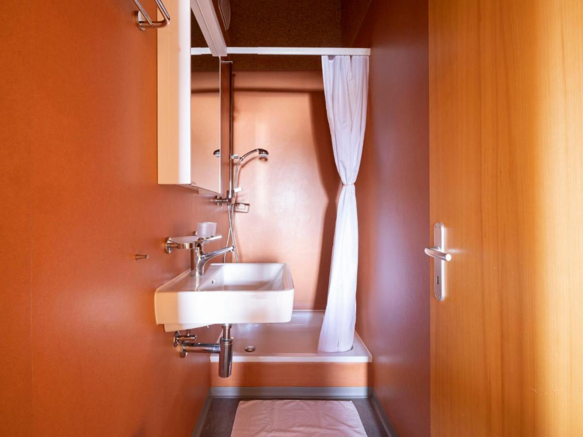 Holiday Home Komfort Aclas Maiensaess Resort-1 By Interhome Urmein Exterior foto